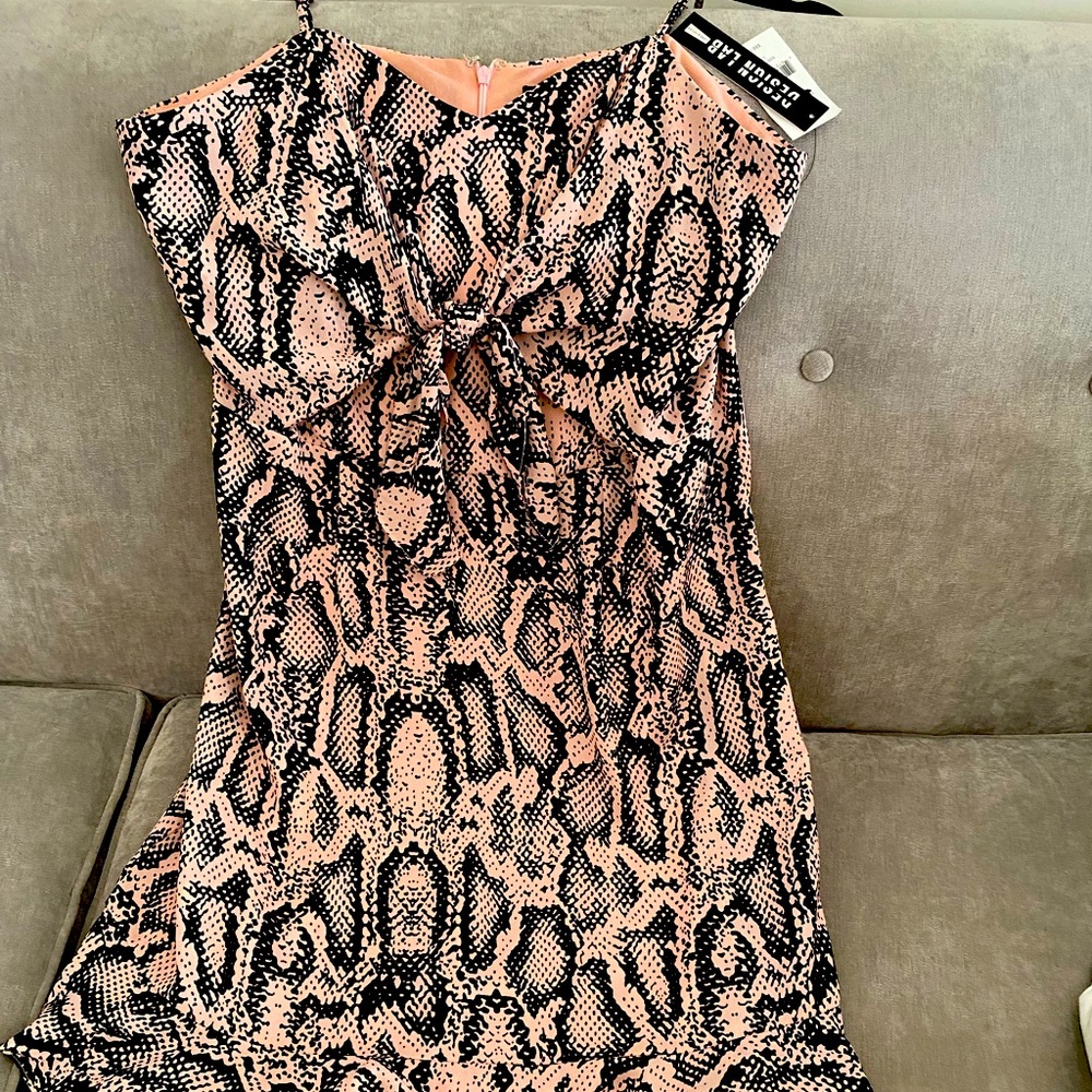Design Lab new w tags soft pink & black dress